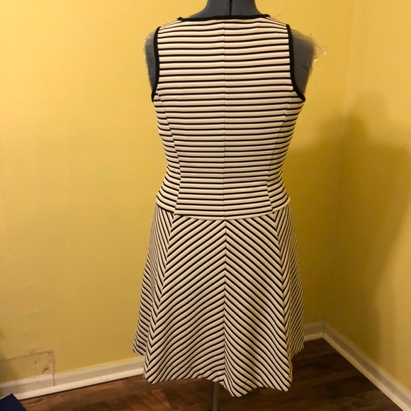 Beige by eci dress - Picture 2 of 6